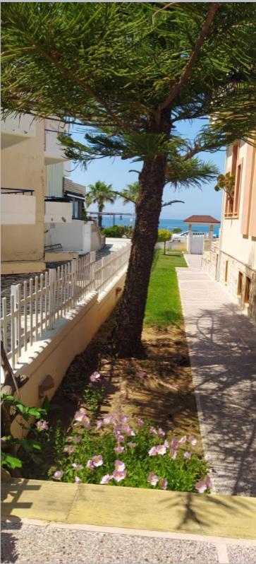 Luxury Apartments In Front Of The Sea Kanali  Exterior photo