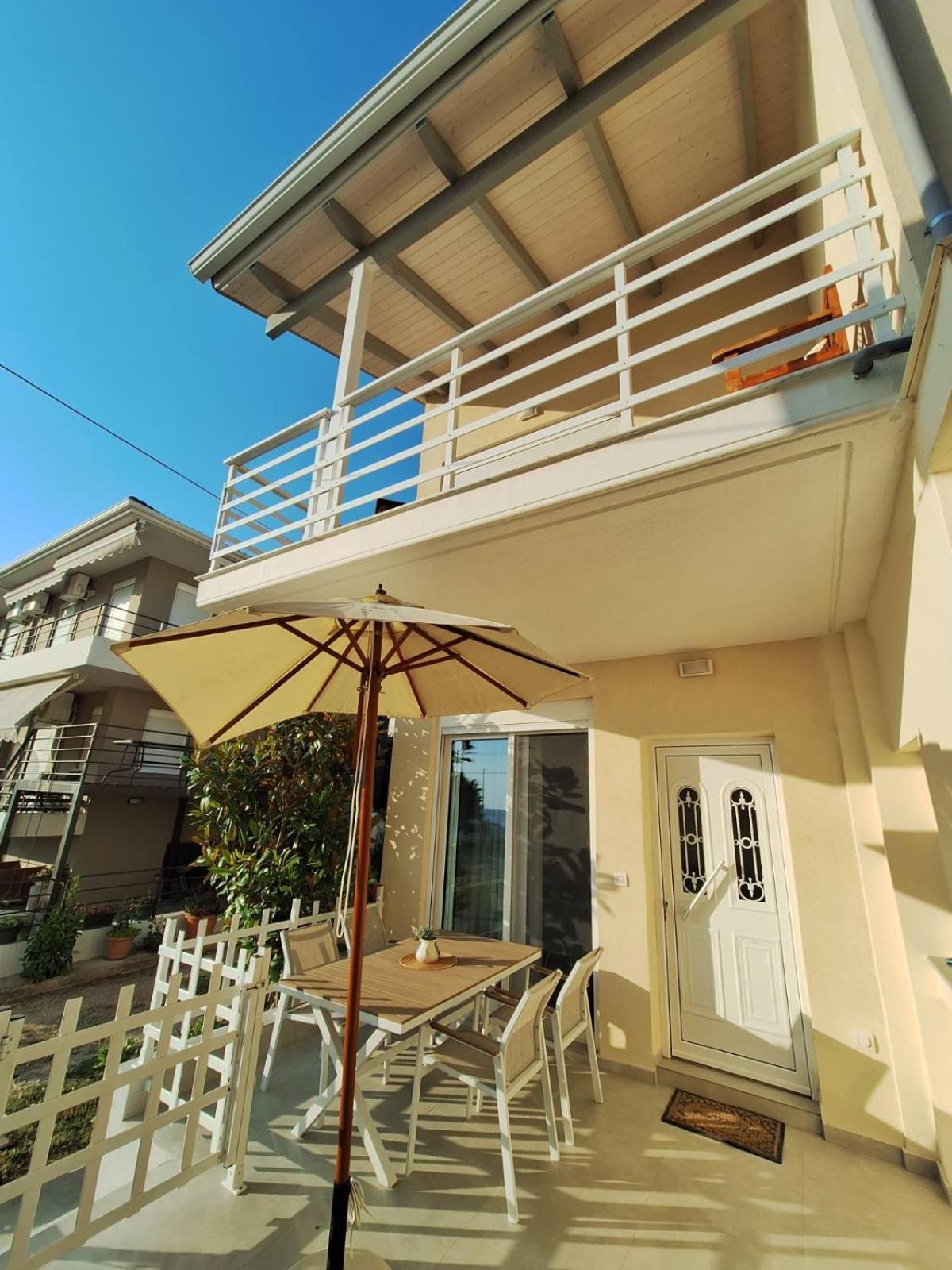 Luxury Apartments In Front Of The Sea Kanali  Exterior photo